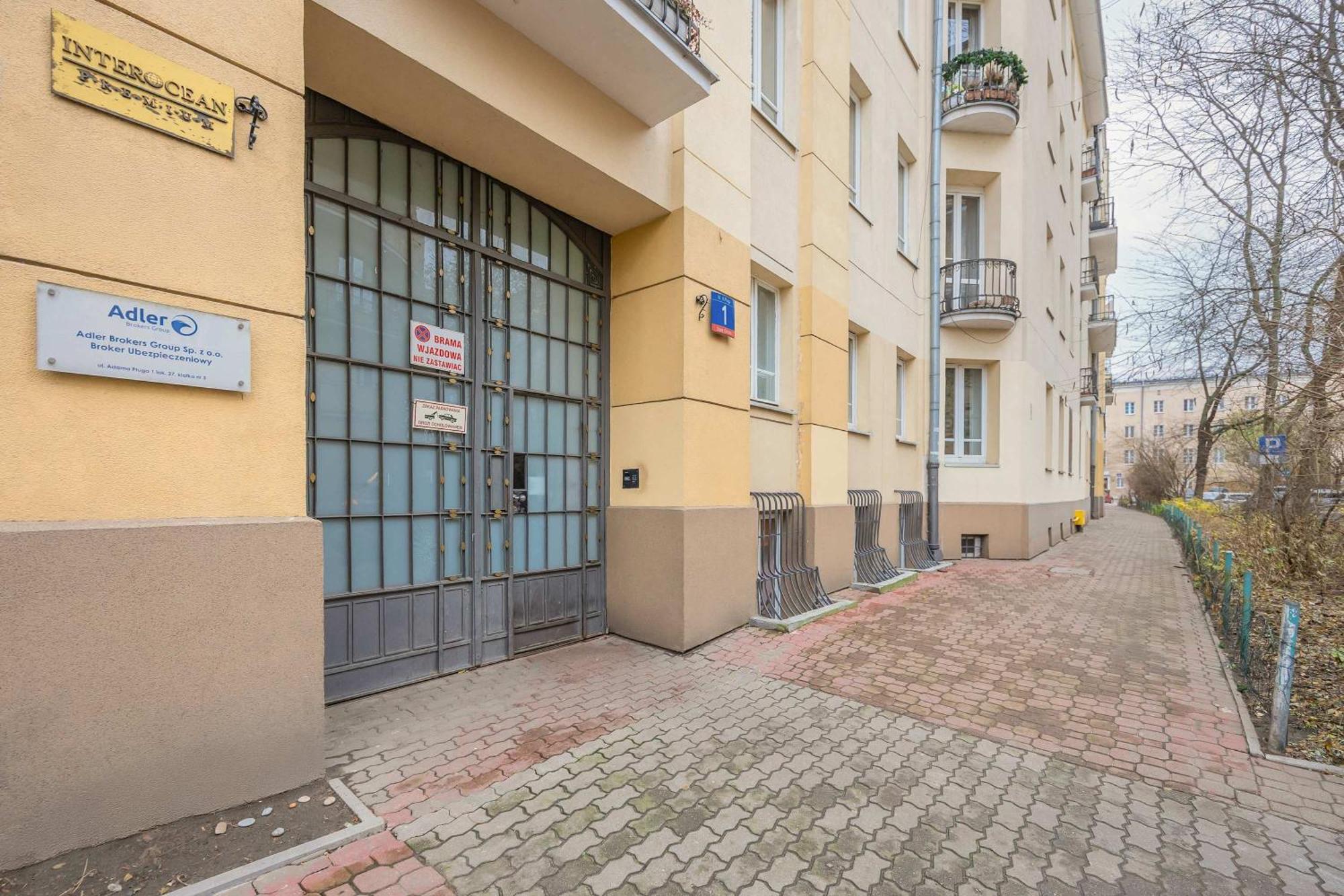 Piekny Jasny Z Sypialnia I Biurkiem By Renters *